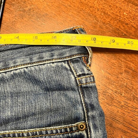 Tommy Bahama Jeans Classic Fit Men's 35x32 Blue Denim SOFT COMFY Coastal - Picture 9 of 11